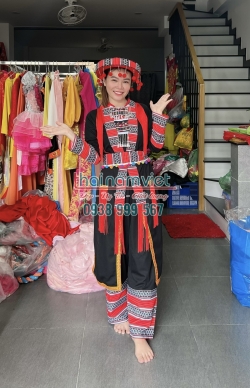 Dân Tộc Dao Nữ 001