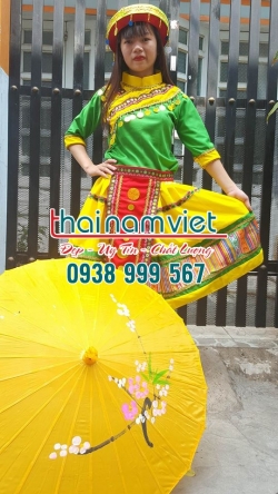 Dân Tộc H' Mông Nữ 002