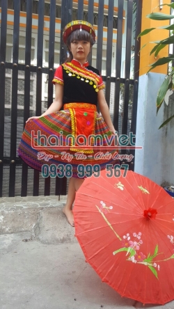 Dân Tộc H'Mông Nữ 011
