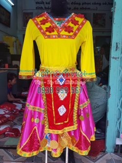Dân Tộc H'Mông Nữ 012