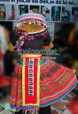 Dân Tộc H'Mông Nữ 016