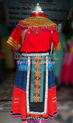 Dân Tộc H'Mông Nữ 018