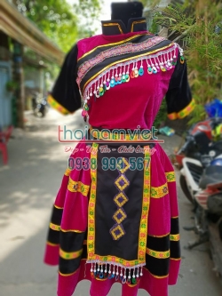 Dân Tộc H'Mông Nữ 021