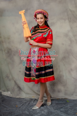 Dân Tộc Mèo Nữ 023