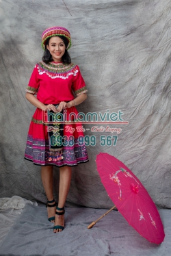 Dân Tộc Mèo Nữ NL 024