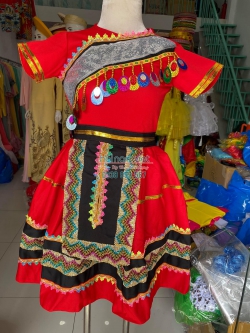 Dân Tộc Mèo Nữ TE 017 Dân Tộc Mèo Nữ TE 017
