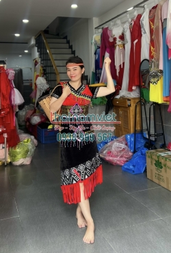 Dân Tộc Tây Nguyên Nữ 033