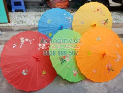 Dù Múa Dân Tộc 001