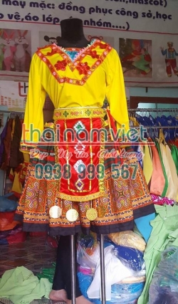 H'Mông Nữ 009