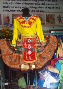 H'Mông Nữ 009