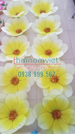 Hoa Múa Cầm Tay 031