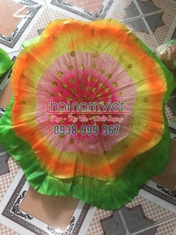 Lá Múa Cầm Tay 016