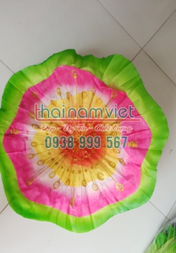 Lá Múa Cầm Tay 017