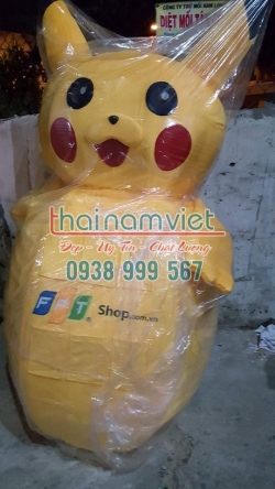 Mascot Pikachu FPT