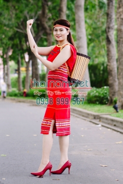 Tây Nguyên Nữ 024