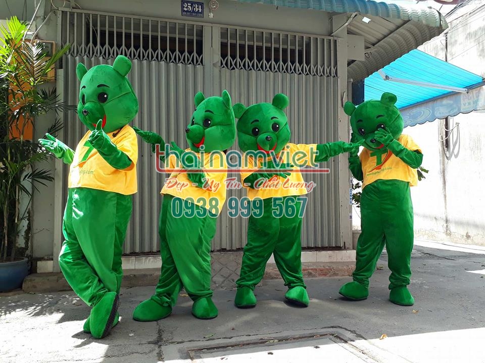 Mascot QC Gấu Pooh 002